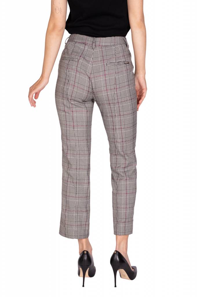 Tył guess spodnie damskie materiałowe W93B54 WBW80 Tył guess spodnie damskie materiałowe W93B54 WBW80