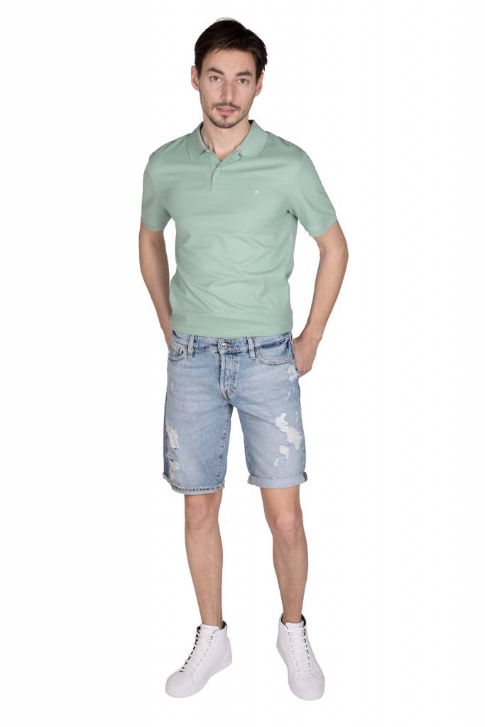 Detal stylizacja guess szorty jeansowe męskie sonny M02D01 D3ZJ1