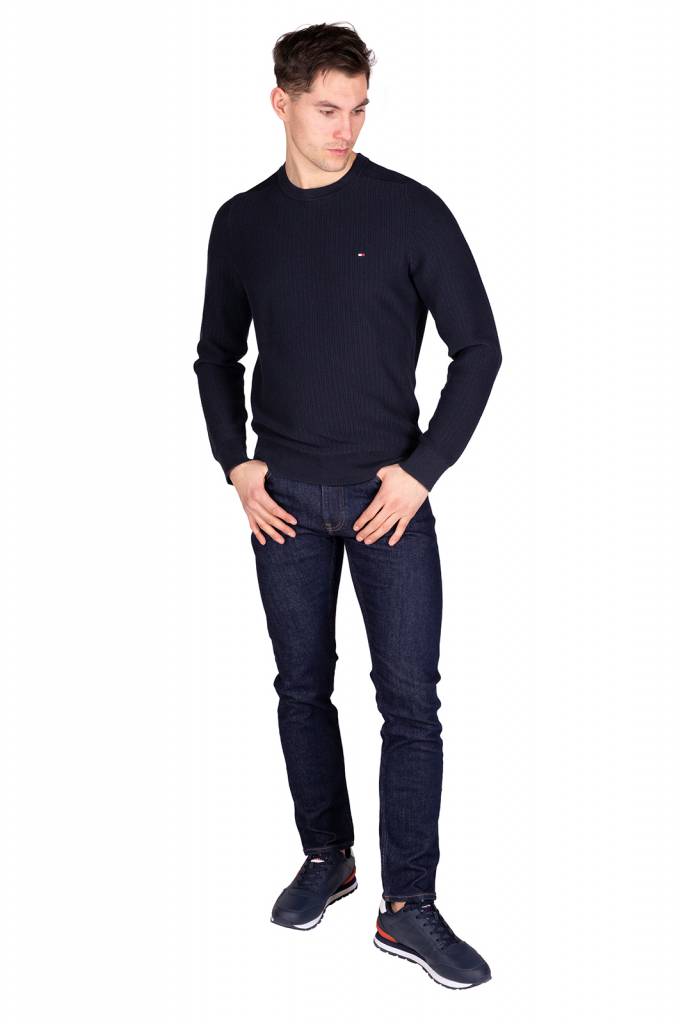 Detal stylizacja tommy hilfiger sweter męski bold textured MW0MW14419 Detal stylizacja tommy hilfiger sweter męski bold textured MW0MW14419