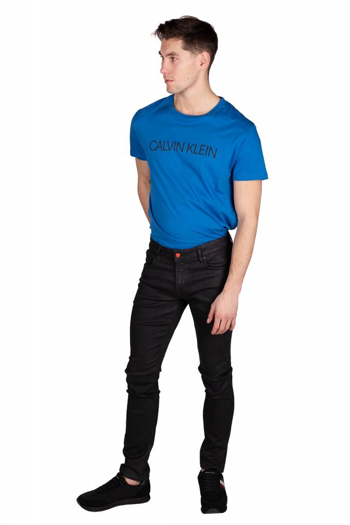 Detal stylizacja guess jeansy męskie miami M94AN1 D2R81 Detal stylizacja guess jeansy męskie miami M94AN1 D2R81