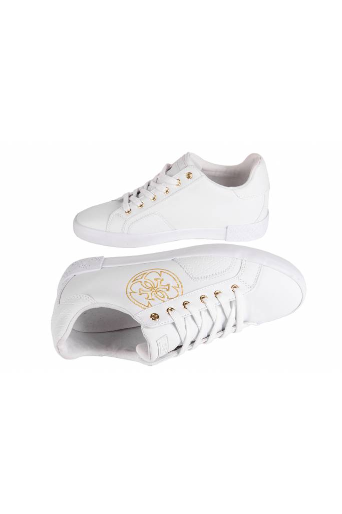 Detal stylizacja guess sneakersy damskie FL7PIC ELE12 Detal stylizacja guess sneakersy damskie FL7PIC ELE12