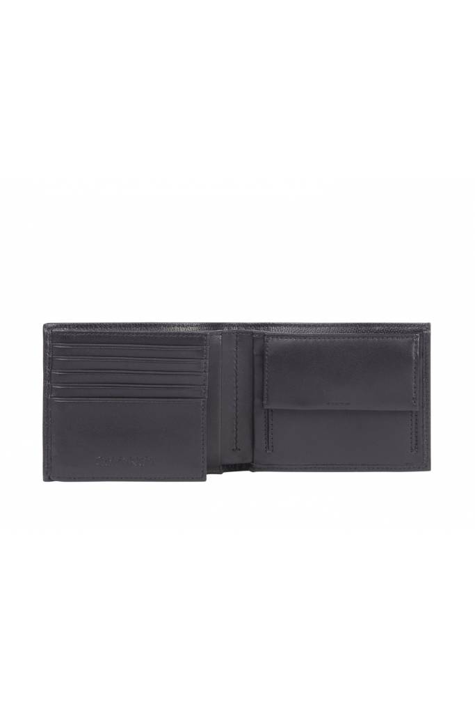 Detal stylizacja calvin klein portfel męski bifold K50K506914 Detal stylizacja calvin klein portfel męski bifold K50K506914