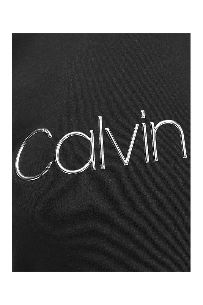 Detal stylizacja calvin klein t-shirt damski metallic logo tee K20K201852 Detal stylizacja calvin klein t-shirt damski metallic logo tee K20K201852