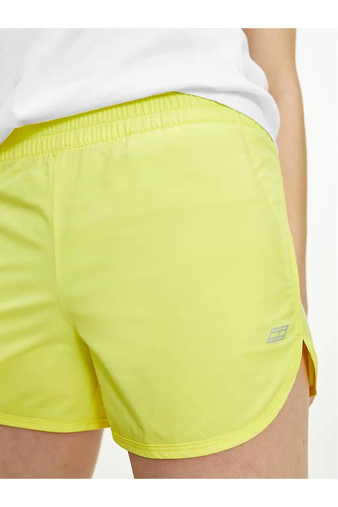 Detal stylizacja tommy hilfiger sportowe szorty damskie S10S100939