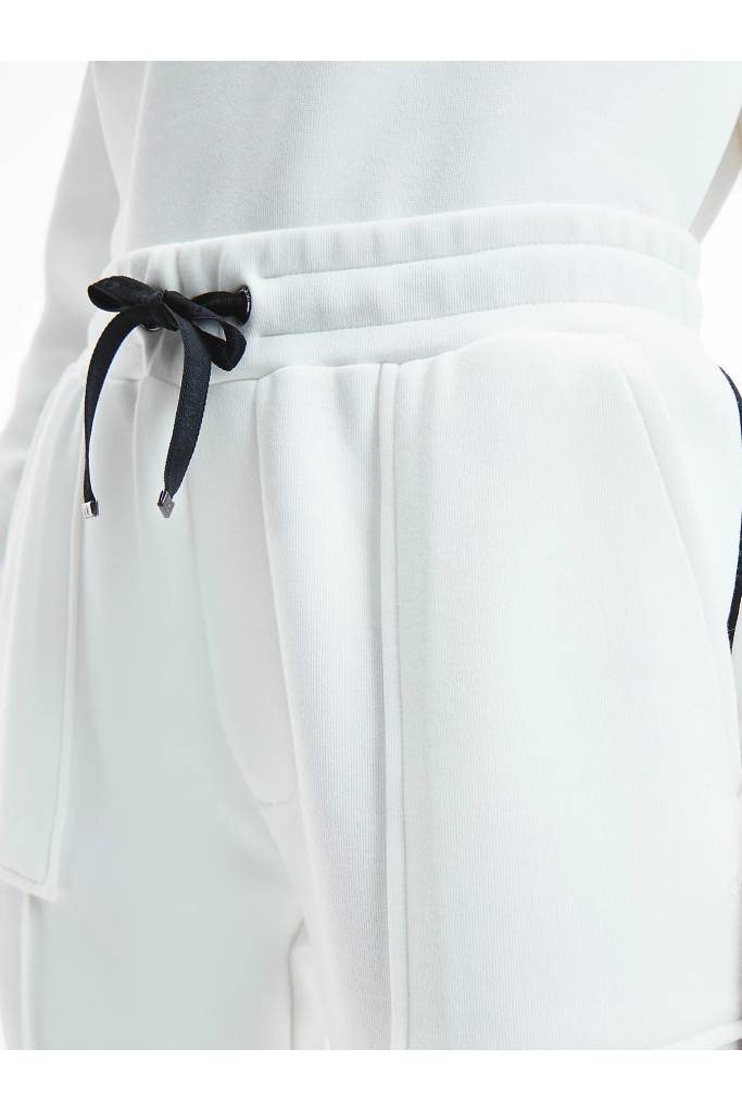 Detal stylizacja calvin klein spodnie dresowe damskie hybrid K20K203278 Detal stylizacja calvin klein spodnie dresowe damskie hybrid K20K203278