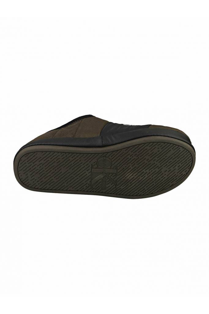 Tył calvin klein jeans kapcie z futerkiem YM0YM00242 Tył calvin klein jeans kapcie z futerkiem YM0YM00242