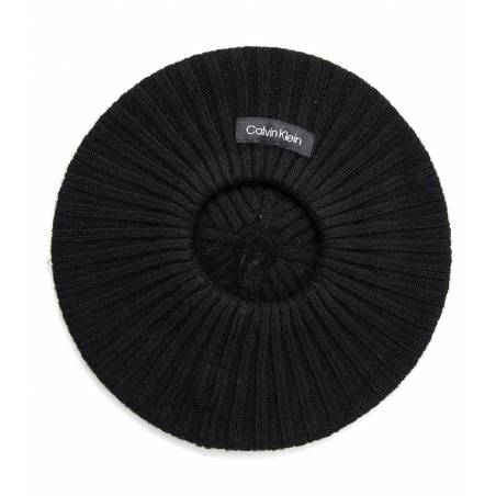 Calvin klein beret damski z dodatkiem wełny i kaszmiru K60K608513
