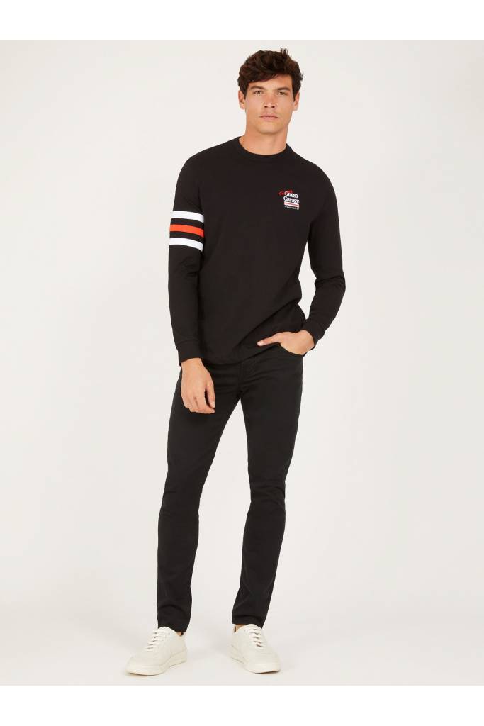 Detal stylizacja guess spodnie materiałowe chris M1BA27 WDD52 Detal stylizacja guess spodnie materiałowe chris M1BA27 WDD52