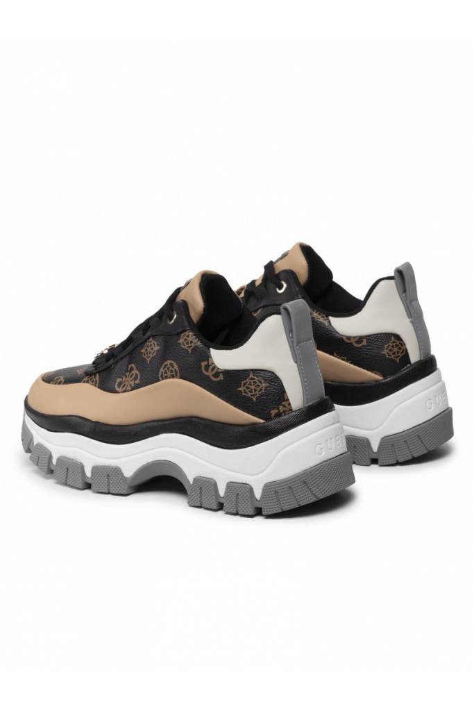 Detal stylizacja guess sneakersy damskie brenia FL8BNI FAL12 Detal stylizacja guess sneakersy damskie brenia FL8BNI FAL12