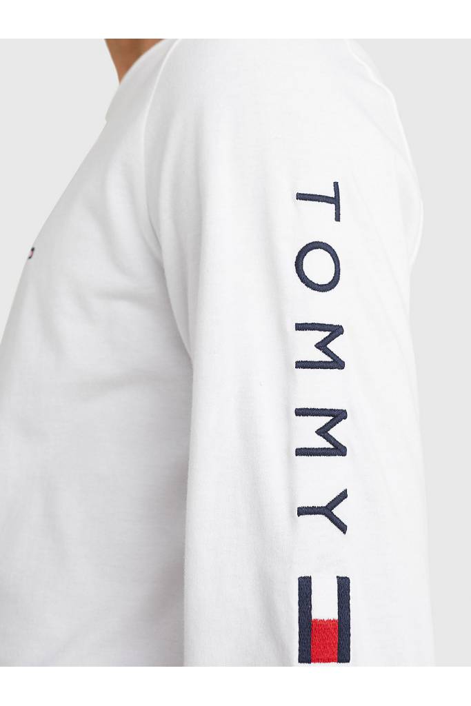 Detal stylizacja męski longsleeve tommy hilfiger logo MW0MW09096 Detal stylizacja męski longsleeve tommy hilfiger logo MW0MW09096
