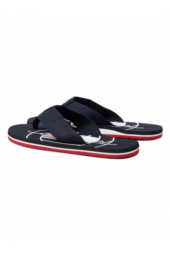 Detal stylizacja męskie japonki embossed tommy hilfiger FM0FM03982 Detal stylizacja męskie japonki embossed tommy hilfiger FM0FM03982