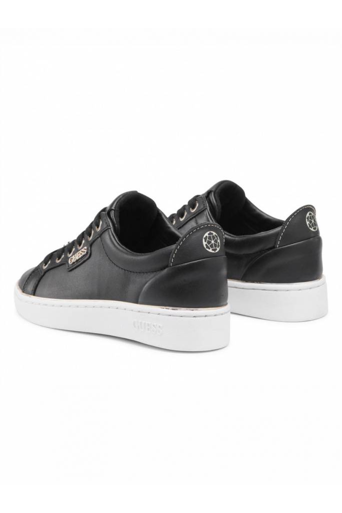 Detal 3 sneakersy damskie guess skórzane betea FL5BTA LEA12 Detal 3 sneakersy damskie guess skórzane betea FL5BTA LEA12