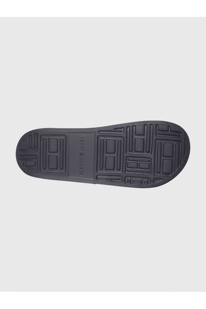 Tył męskie klapki corporate monogram tommy hilfiger FM0FM03975 Tył męskie klapki corporate monogram tommy hilfiger FM0FM03975