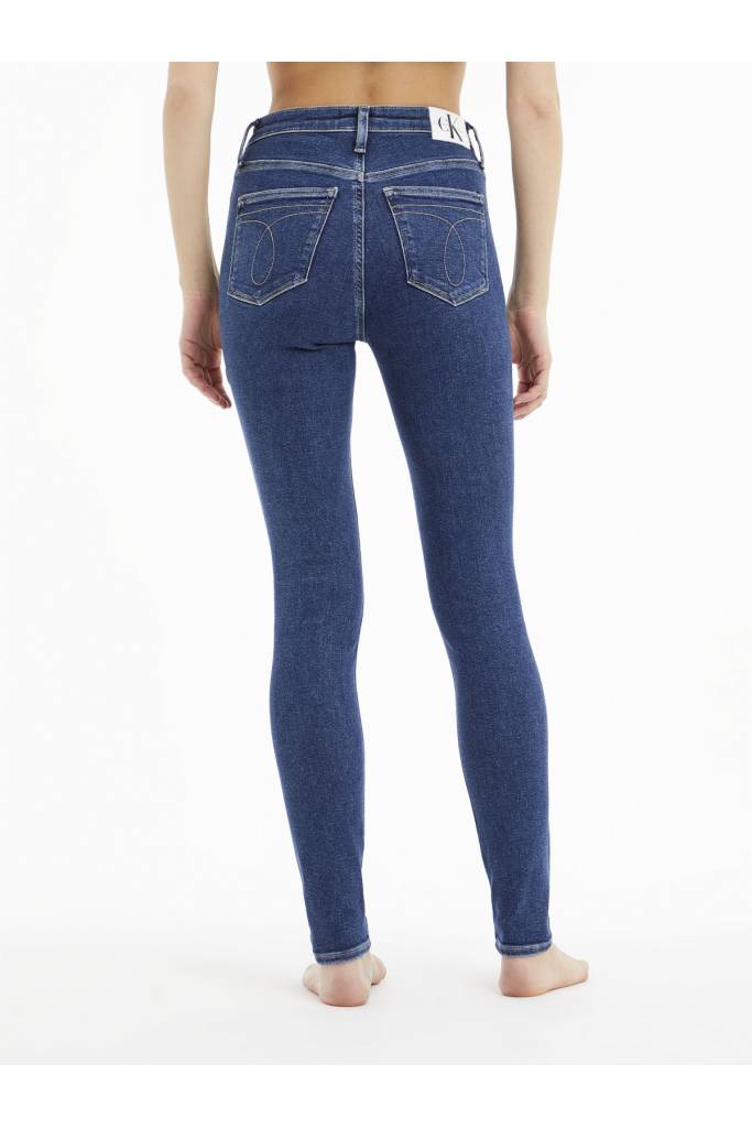 Tył damskie jeansy high rise skinny calvin klein jeans J20J219516