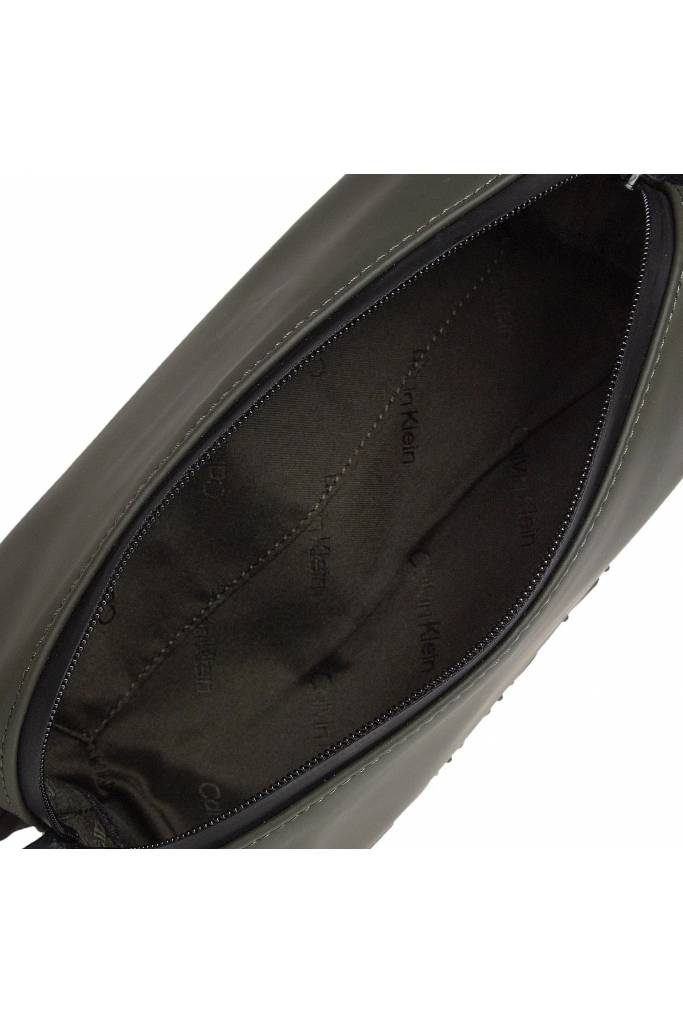 Tył męska nerka rubberized calvin klein K50K509562 Tył męska nerka rubberized calvin klein K50K509562