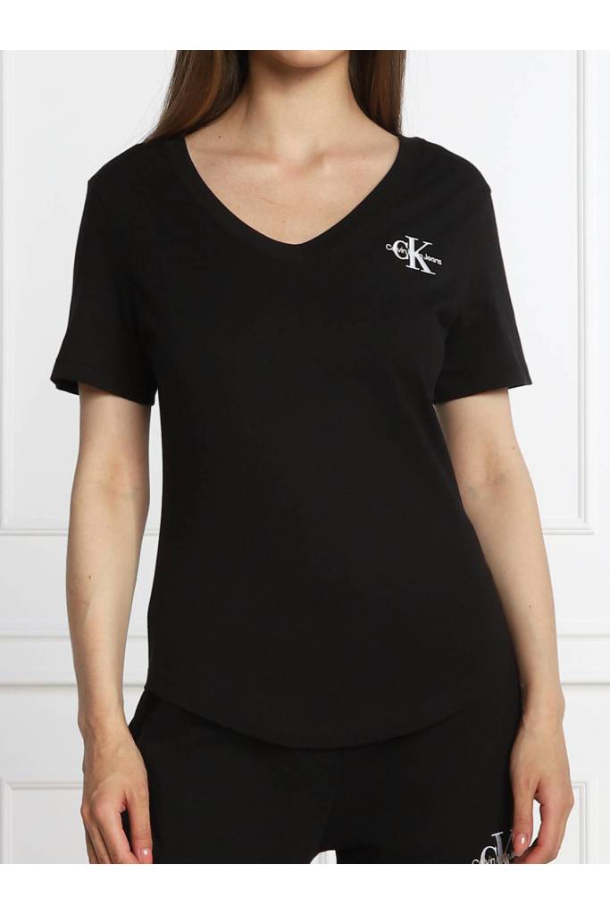 Detal 4 t-shirt damski bawełniany w serek z nadrukiem calvin klein jeans J20J219138