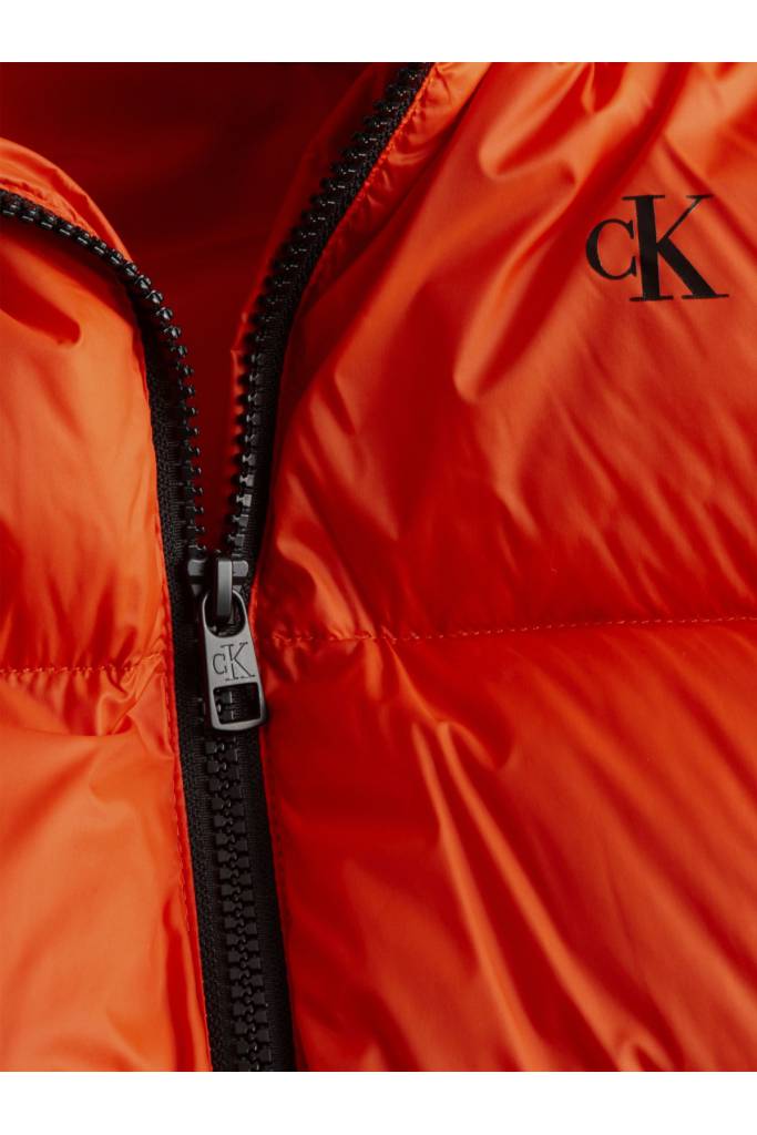 Detal 4 damska kurtka puchowa calvin klein jeans J20J219819 Detal 4 damska kurtka puchowa calvin klein jeans J20J219819