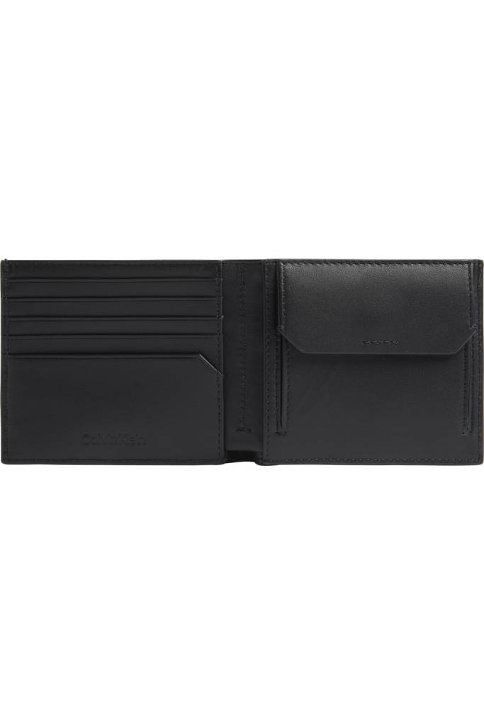 Detal stylizacja męski portfel skórzany minimalism bifold calvin klein K50K509616 Detal stylizacja męski portfel skórzany minimalism bifold calvin klein K50K509616