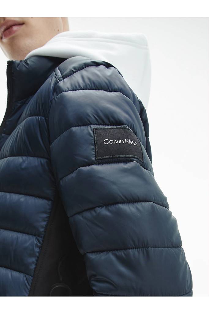 Detal 5 męska ocieplana kurtka pikowana calvin klein K10K108291 Detal 5 męska ocieplana kurtka pikowana calvin klein K10K108291