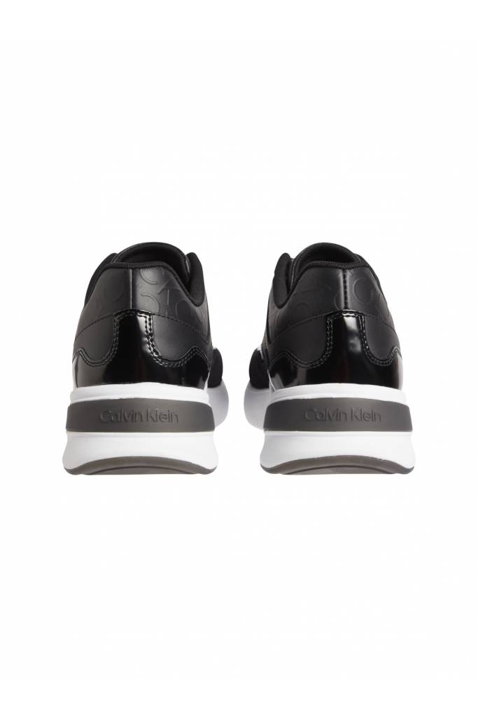 Detal stylizacja sneakersy damskie skórzane logowane elevated runner calvin klein HW0HW01336 Detal stylizacja sneakersy damskie skórzane logowane elevated runner calvin klein HW0HW01336