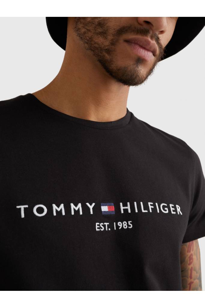Detal 7 męski t-shirt wyszywane logo tommy hilfiger MW0MW11465 Detal 7 męski t-shirt wyszywane logo tommy hilfiger MW0MW11465