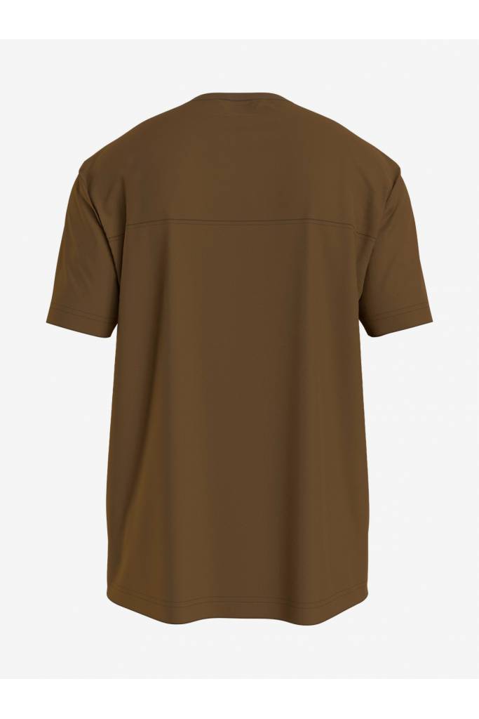 Detal 5 męski t-shirt comfort debossed calvin klein K10K109900 Detal 5 męski t-shirt comfort debossed calvin klein K10K109900