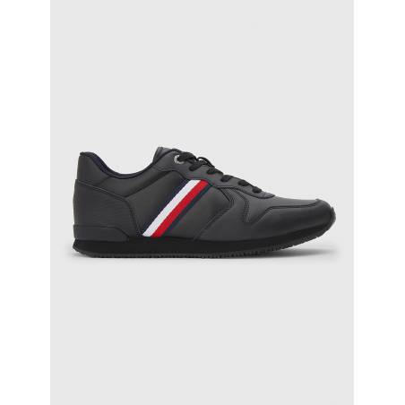 Męskie sneakersy skórzane iconic runner tommy hilfiger FM0FM04281