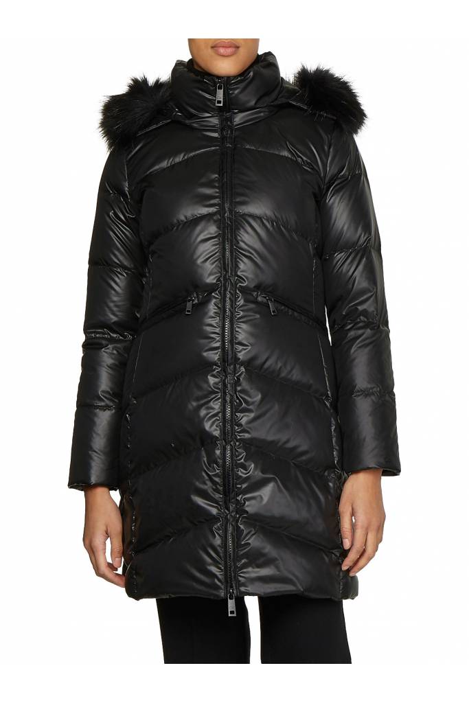 Detal 4 damski puchowy płaszcz z kapturem essential calvin klein K20K204953