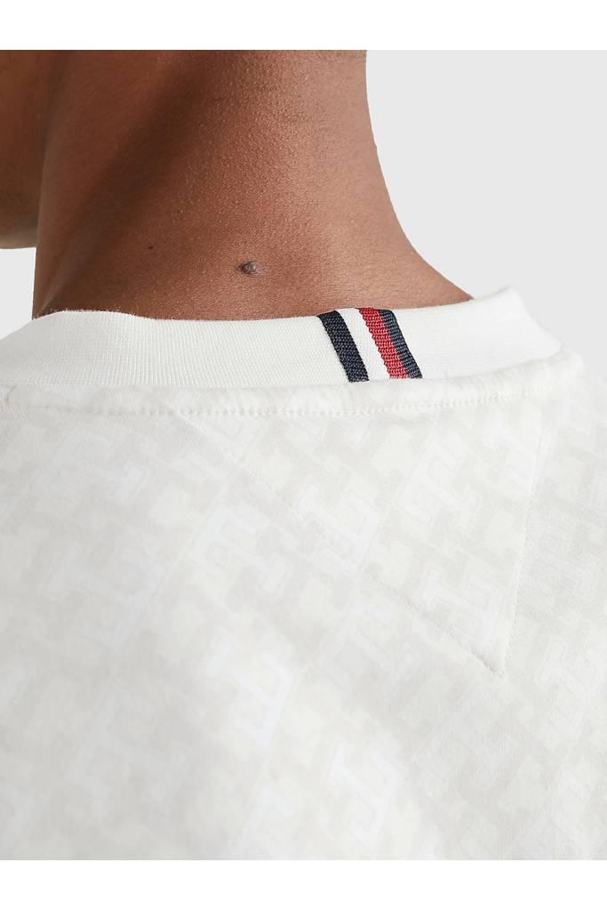 Detal stylizacja męski t-shirt logowany tommy hilfiger MW0MW30056 Detal stylizacja męski t-shirt logowany tommy hilfiger MW0MW30056