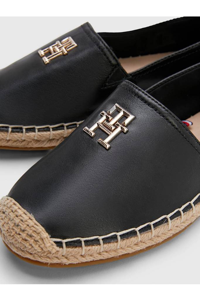 Detal 3 damskie skórzane espadryle sygnowane essential tommy hilfiger FW0FW07100 Detal 3 damskie skórzane espadryle sygnowane essential tommy hilfiger FW0FW07100