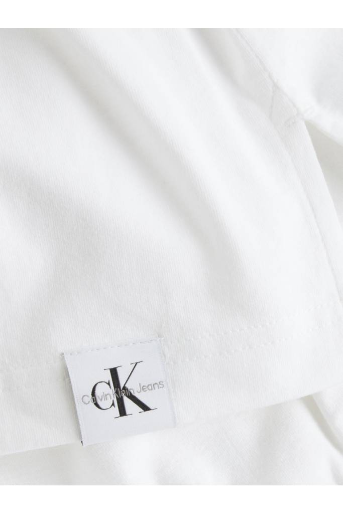 Detal stylizacja długi męski t-shirt logo calvin klein jeans J30J323152 Detal stylizacja długi męski t-shirt logo calvin klein jeans J30J323152