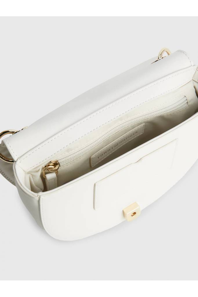 Przód damska torebka na ramię chic saddle tommy hilfiger AW0AW14783