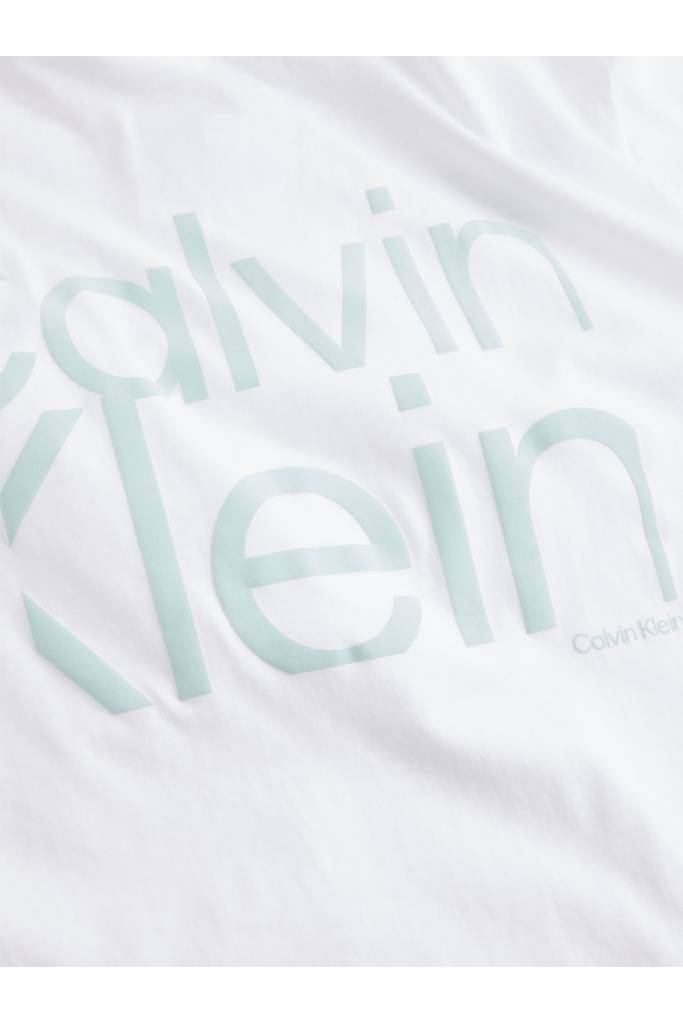 Detal 3 męski t-shirt matte back logo calvin klein K10K111124 Detal 3 męski t-shirt matte back logo calvin klein K10K111124