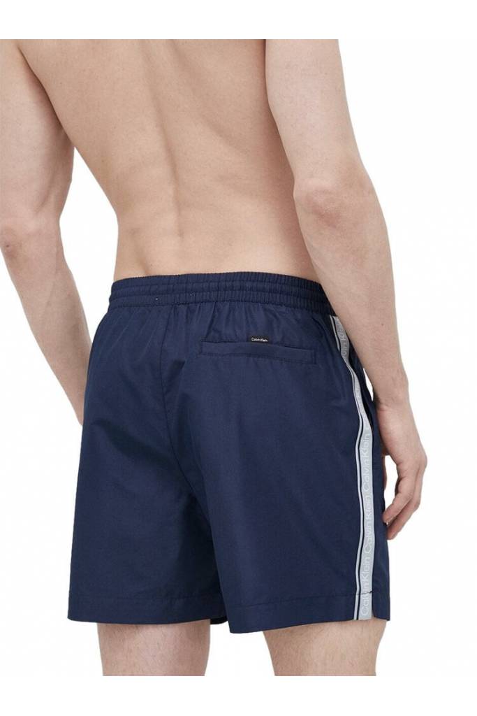 Tył męskie logowane kąpielówki calvin klein KM0KM00810