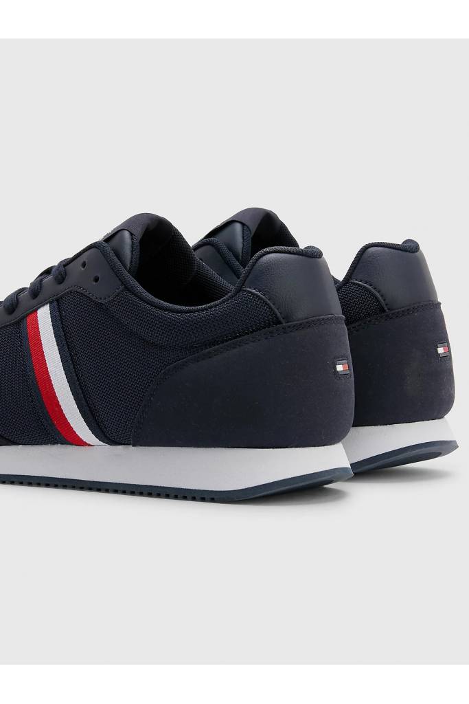 Detal 5 męskie sneakersy core lo runner tommy hilfiger FM0FM04504 Detal 5 męskie sneakersy core lo runner tommy hilfiger FM0FM04504