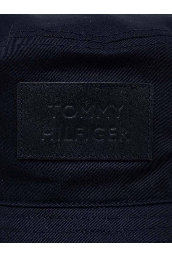 Detal stylizacja damski kapelusz coast tommy hilfiger AW0AW14524