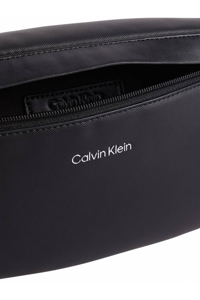 Detal stylizacja męska nerka must pique calvin klein K50K510268