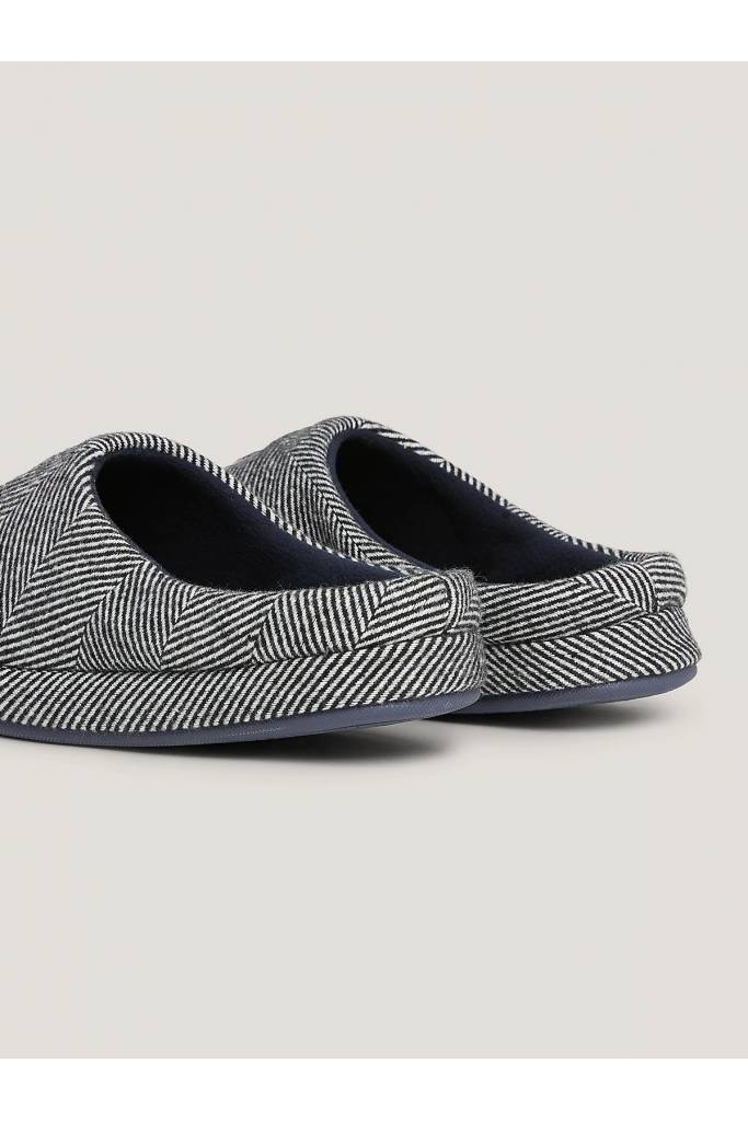 Tył męskie kapcie herringbone tommy hilfiger FM0FM04927