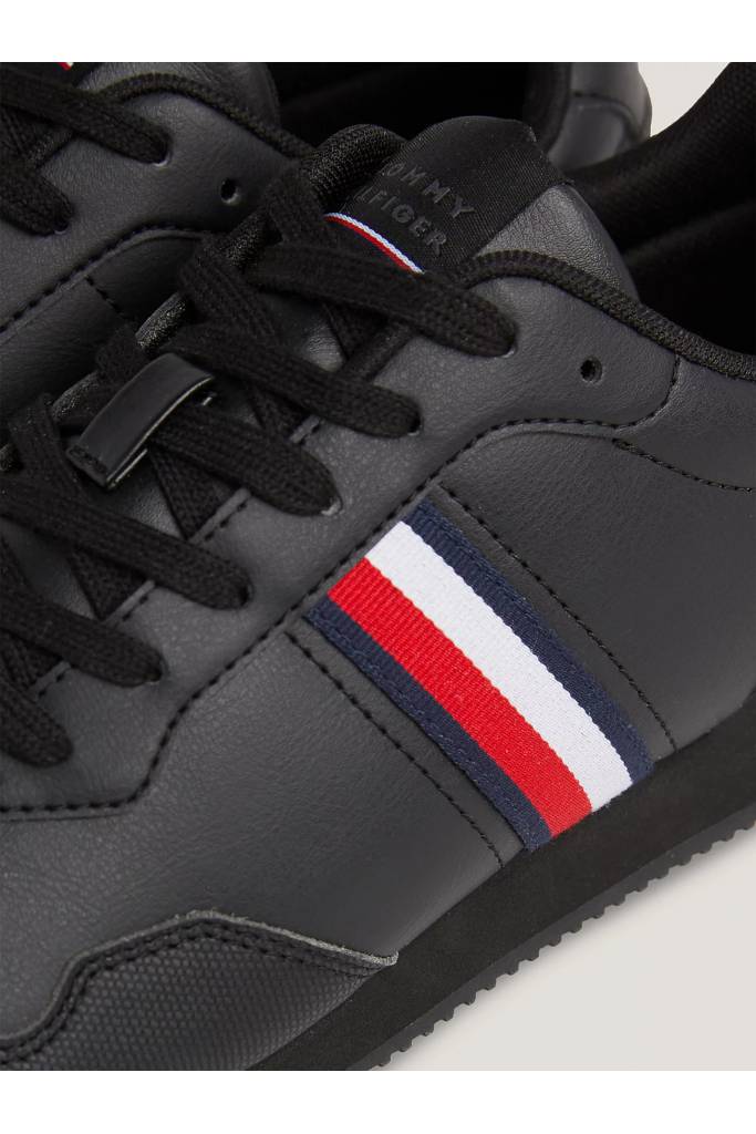 Detal stylizacja męskie sneakersy core lo runner pu lth tommy hilfiger FM0FM04834