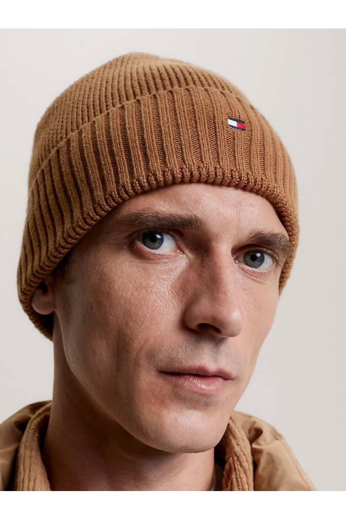 Detal 3 męska czapka essential flag beanie tommy hilfiger AM0AM10337