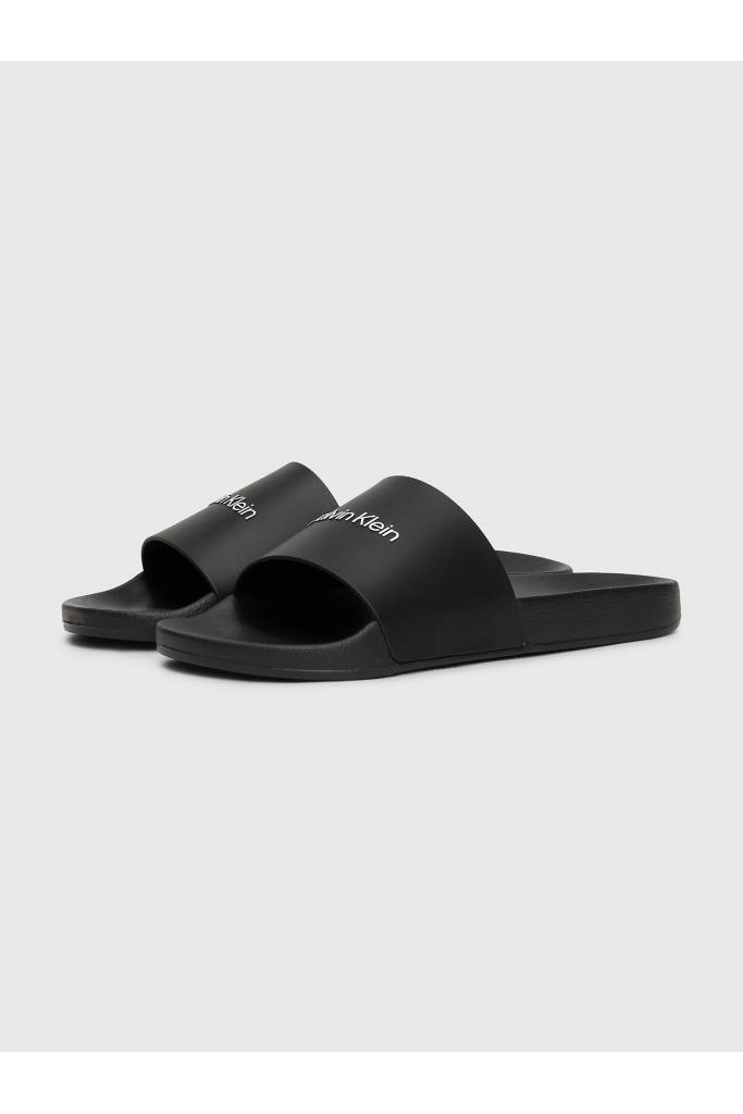 Przód męskie klapki pool slide rubber calvin klein HM0HM00455