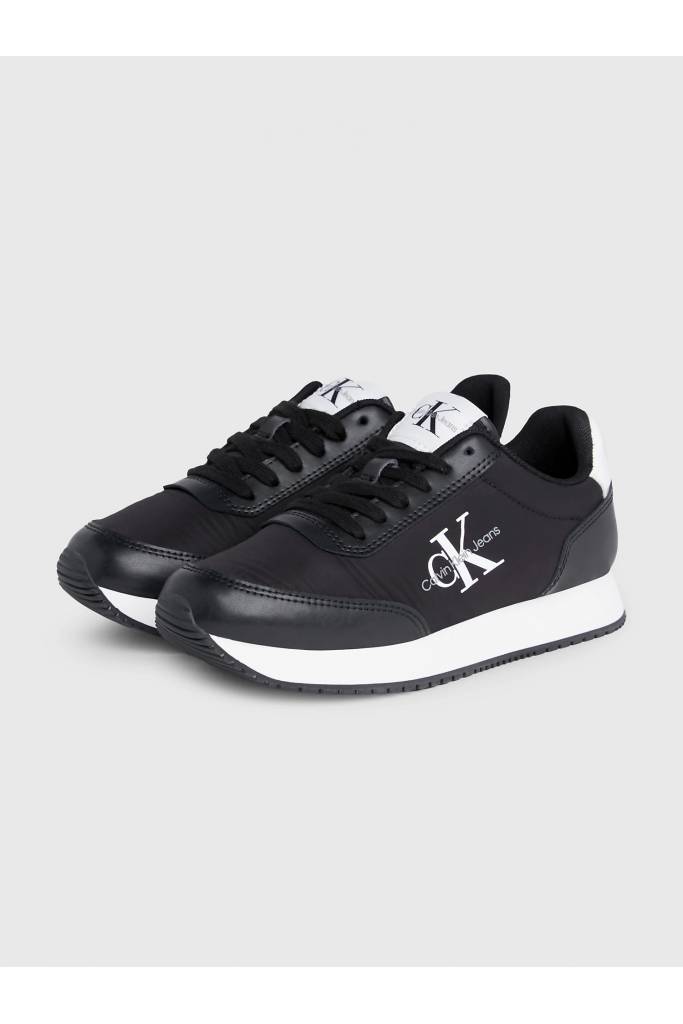 Przód damskie sneakersy runner low lace mix met calvin klein jeans YW0YW01370