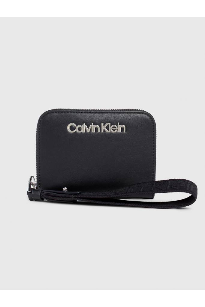 Damski portfel gracie zip around calvin klein K60K611688