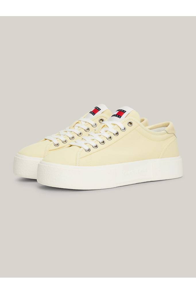 Przód damskie trampki foxing flatform tommy jeans EN0EN02480