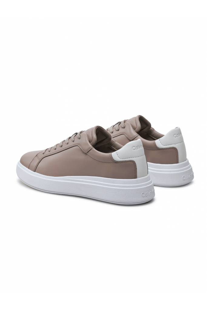 Detal stylizacja męskie sneakersy skórzane low top lace up calvin klein HM0HM01016