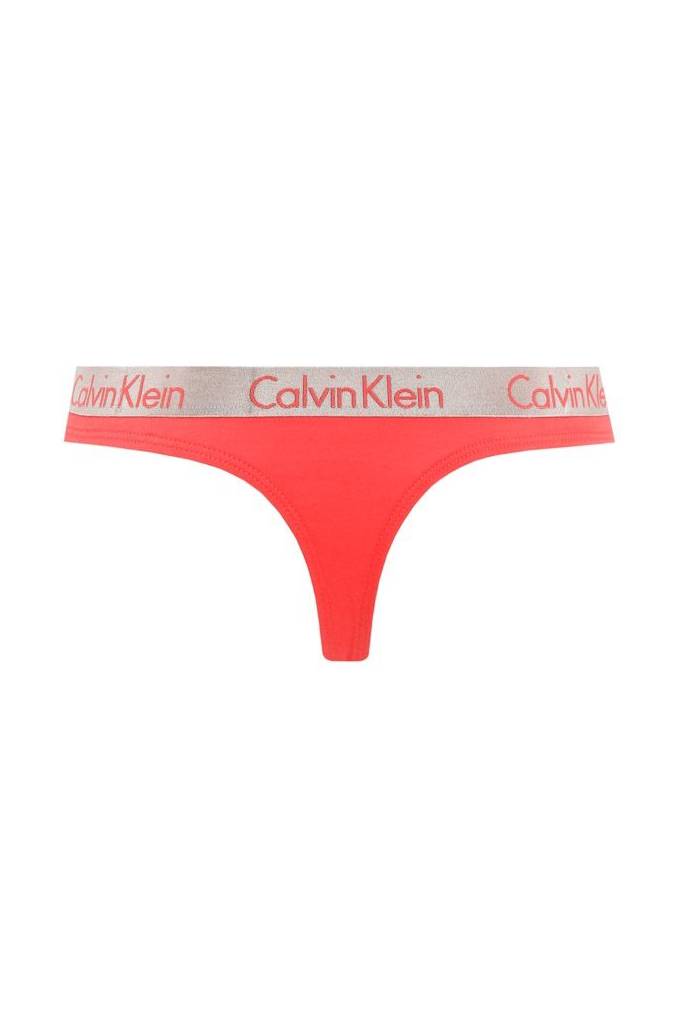 Detal stylizacja calvin klein underwear stringi thong 000QD3539E