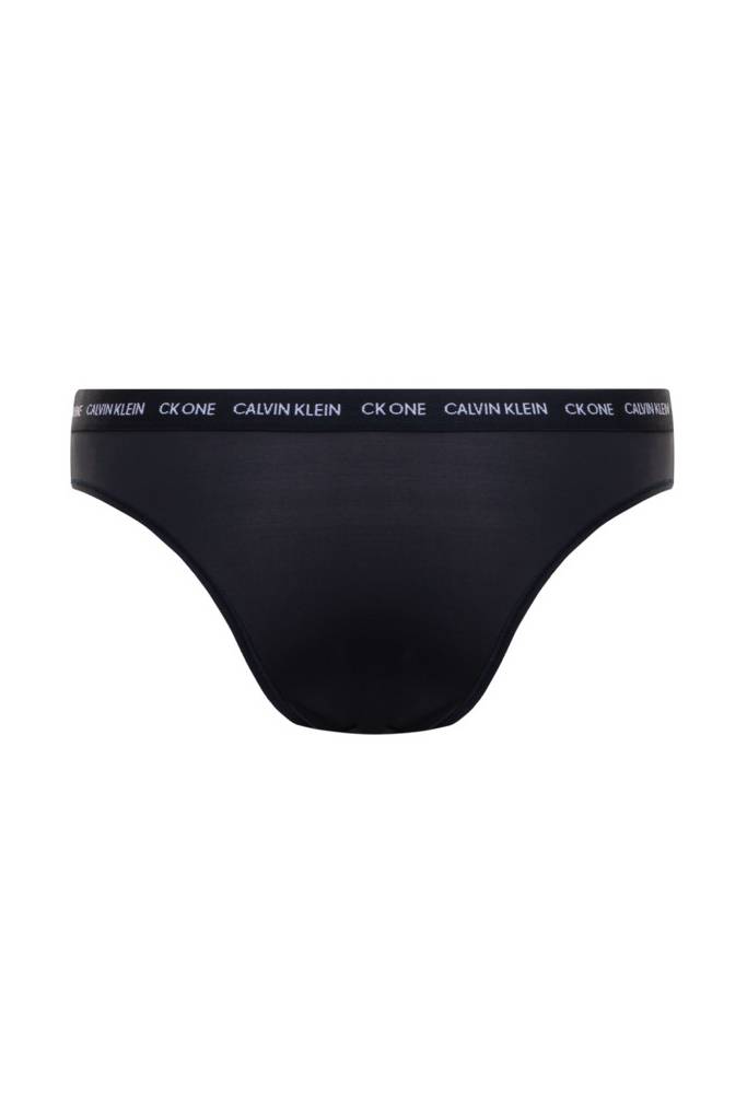 Detal stylizacja calvin klein underwear figi brazilian 000QD3797E Detal stylizacja calvin klein underwear figi brazilian 000QD3797E