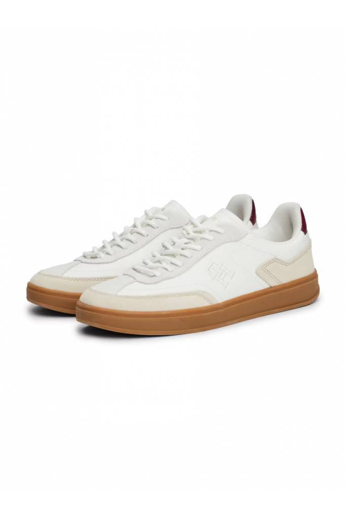 Przód damskie skórzane sneakersy th heritage court sneaker lthr tommy hilfiger FW0FW08186