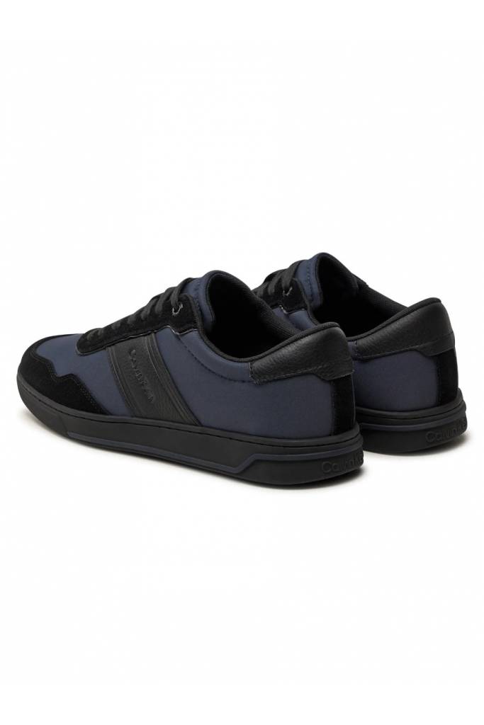 Detal stylizacja męskie sneakersy essential low top lace up mix calvin klein HM0HM01548