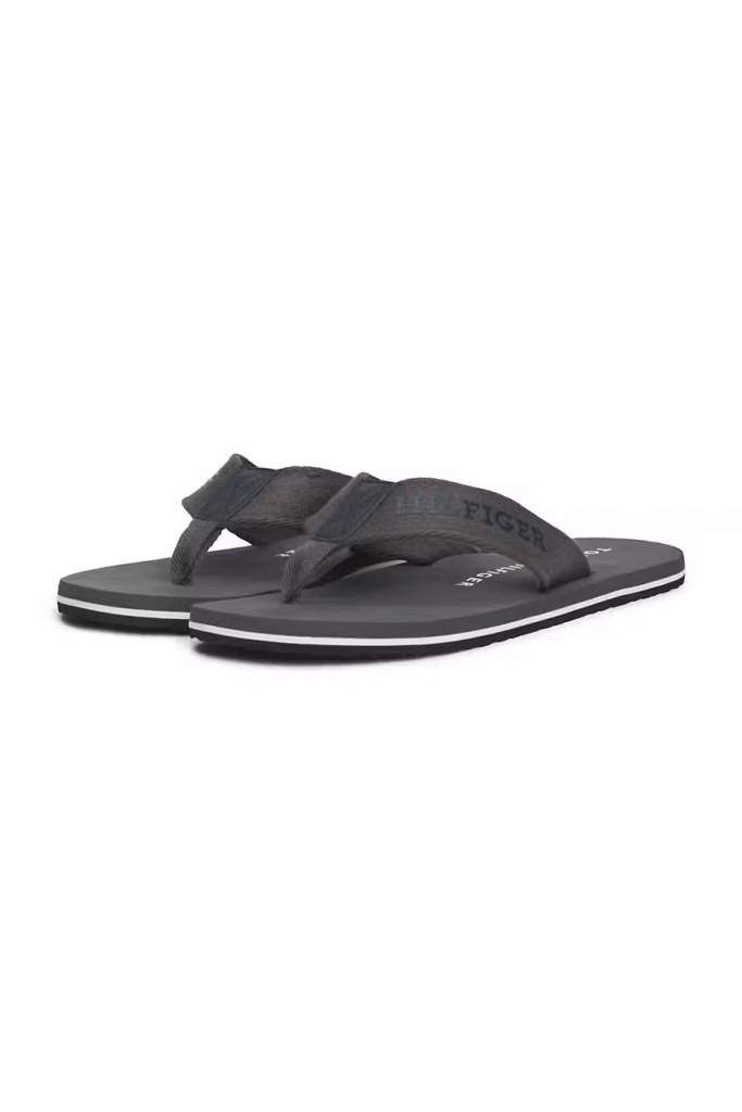 Przód męskie japonki hilfiger monotype beach sandal tommy hilfiger FM0FM05237